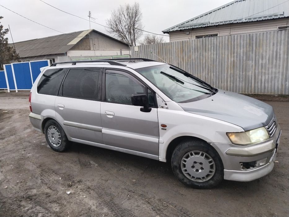 Продам Митсубиси Спейс Вагон