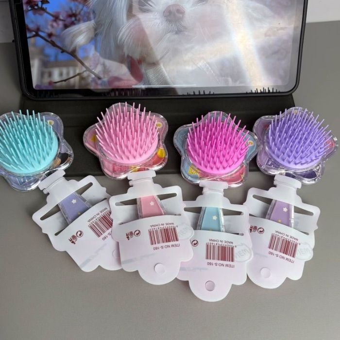 Расческа детская Labubu с блестками