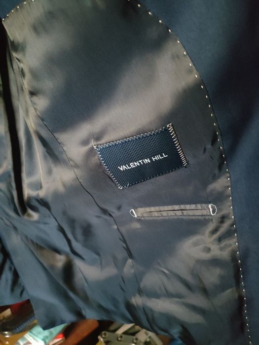 Пиджак Valentin Hill.