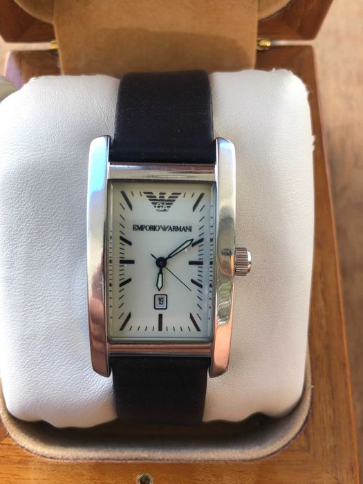 Ceas  Emporio Armani, tank, ireprosabil.