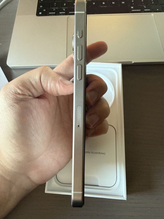 Iphone 15 Pro Max White Titanium 256 GB Neverlocked