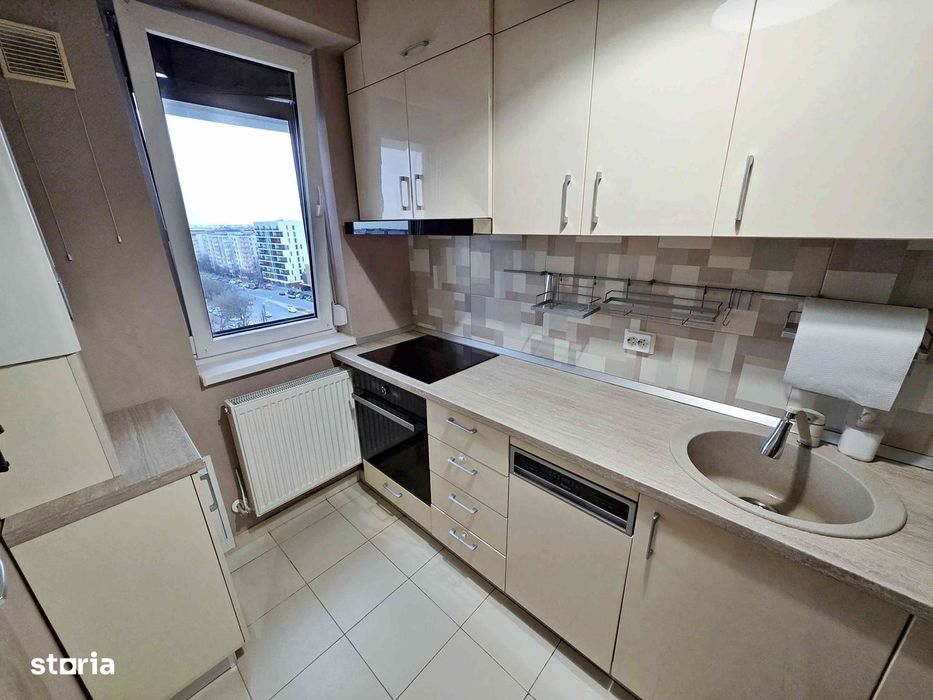 Vânzare apartament 2 camere, etaj 10/12 (2016) + garaj subteran -1