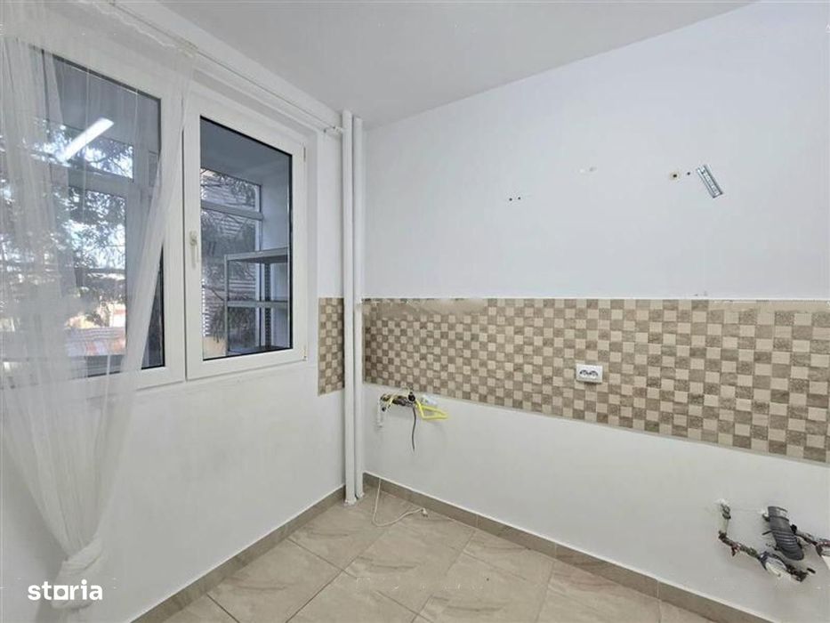 Ion Mihalache (1 Mai ) / Renovat / Metrou 5 Minute / Imobil Fara Risc