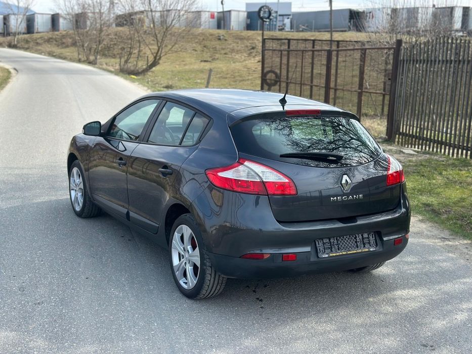 RENAULT Megane 2010 — imagine 4