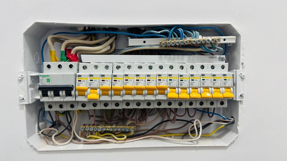 Сантехника и электрика