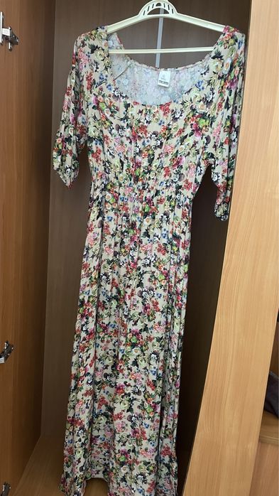 Продам женские вещи