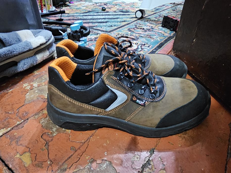 Рабочие ботинки новые 46 размер