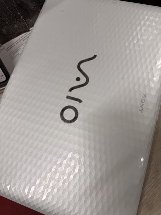 Sony ноутбук продам срочно