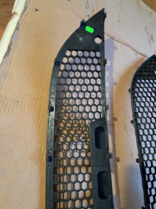 Централна  решетка броня  Seat Leon 2004 /2010г