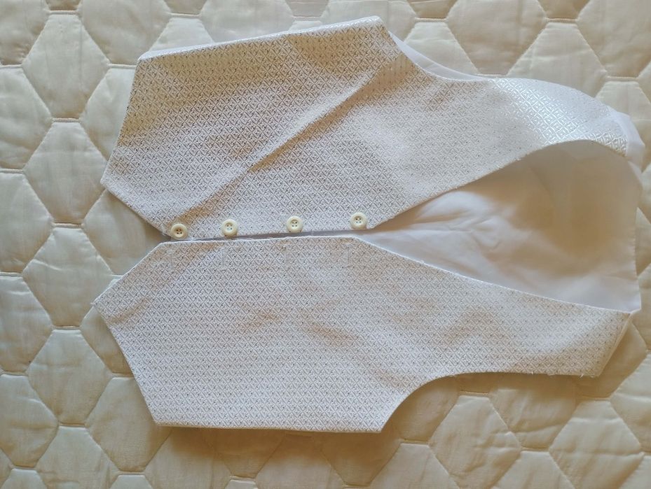 Дрехи за Сюнет за момчета на 2г и на 5г