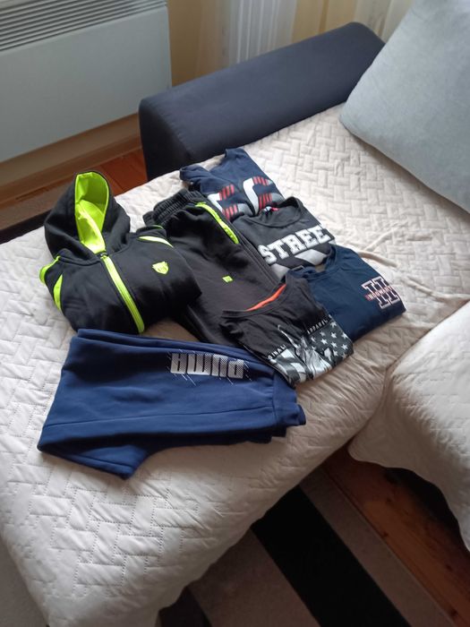 Продавам детски дрехи рамер 146-152