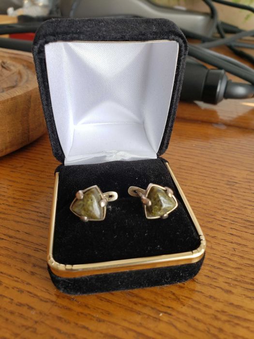 Сребърни обеци със зелен ахат