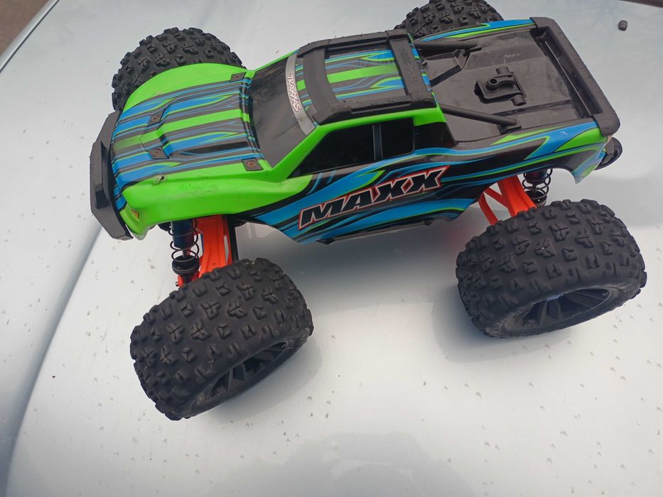 Traxxas Maxx V2 4S TSM VXL,-  Wide Maxx !