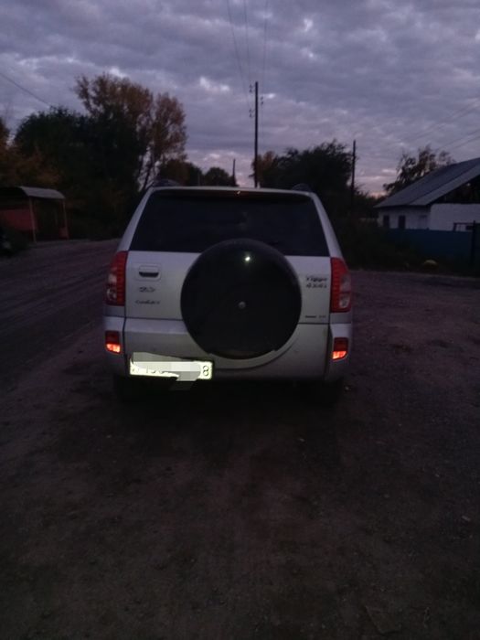 Продам  черри тиго 2014 г об 1.8