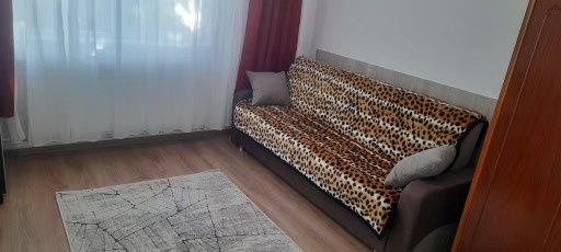 Inchiriez apartament 2 camere