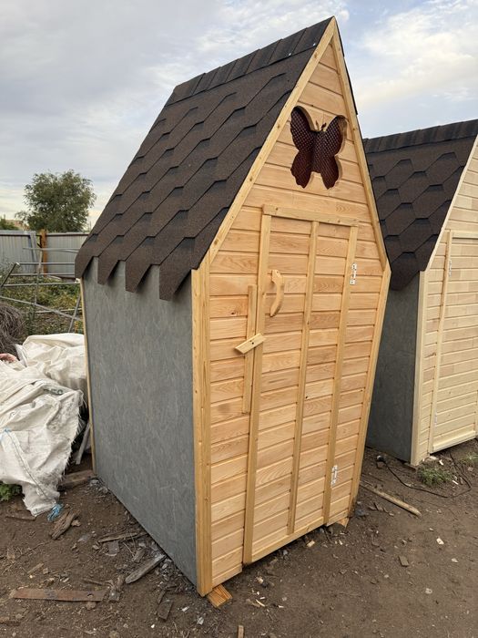 Классически уличный туалет