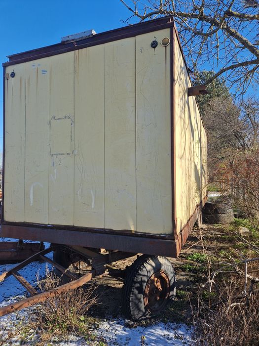 Фургон на колела