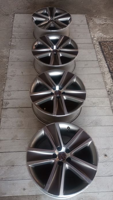 Jante "17  5x100 7,5j et38 VW,Audi,Seat,Skoda și anvelope 205/55,/16 vară
