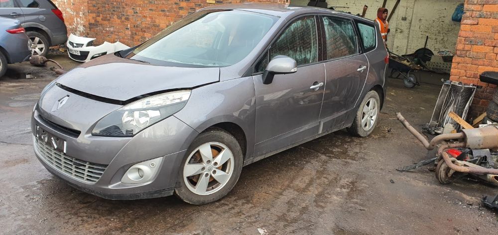 Piese din Dezmembrari Renault Grand Scenic 3 2011