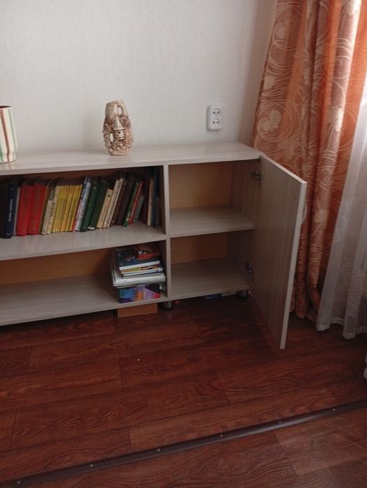 Продаю шкаф напольный 20000 тг