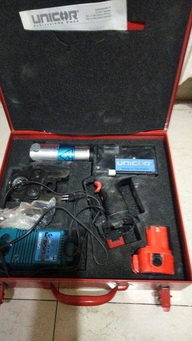 Пресс клещи аккумуляторный