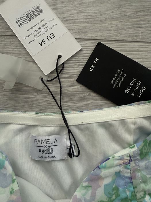 Къси топове/потници/ на Zara, Bershka, H&M