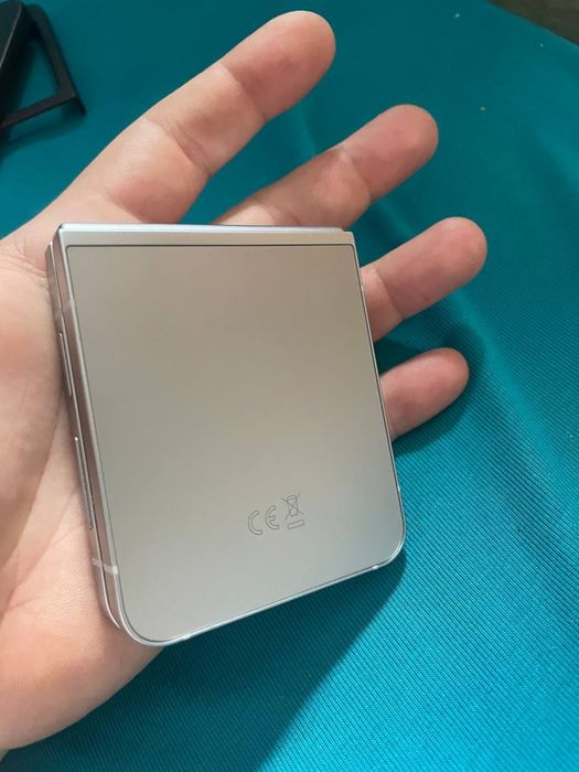 Samsung z flip 6