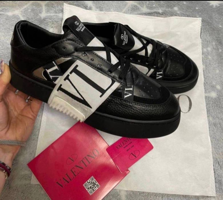 Adidași bărbați Valentino