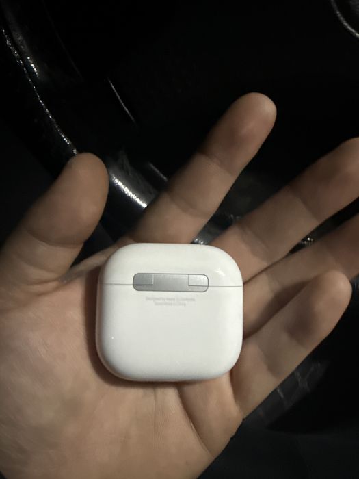 Airpods 4 оригинал