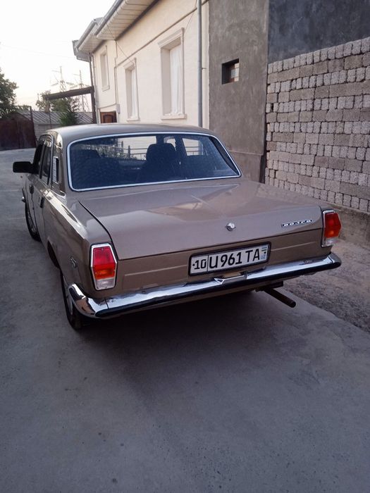 Автомобиль газ 2411