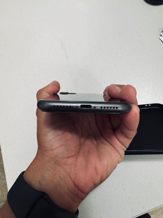 Айфон 11 128гб емкость 78 без ремонт