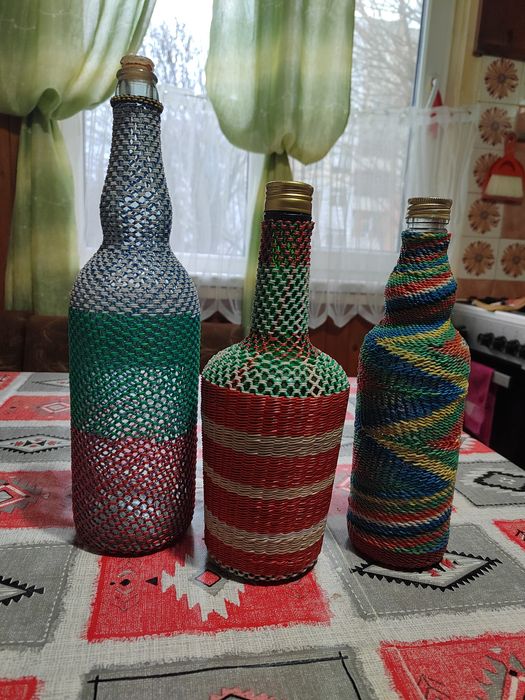 Ръчно плетени бутилки