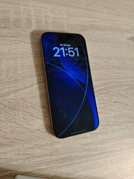 iphone 16 про б/у