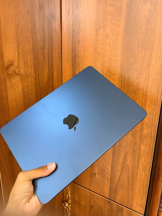 Macbook air m4 13dyum +15sikl