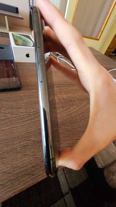IPhone XS 64GB пълен комплект