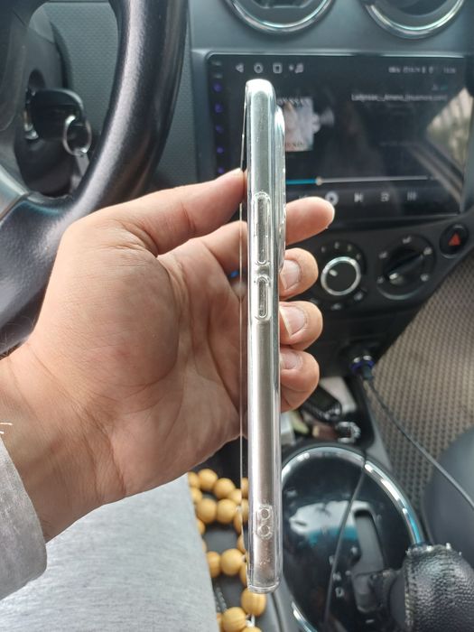 Срочно продается Honor 400pro