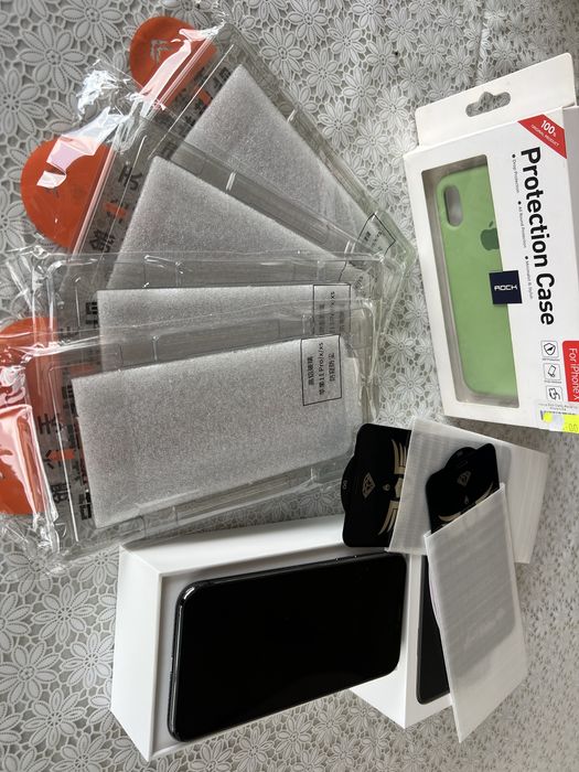 IPhone X, 256GB цвят Black