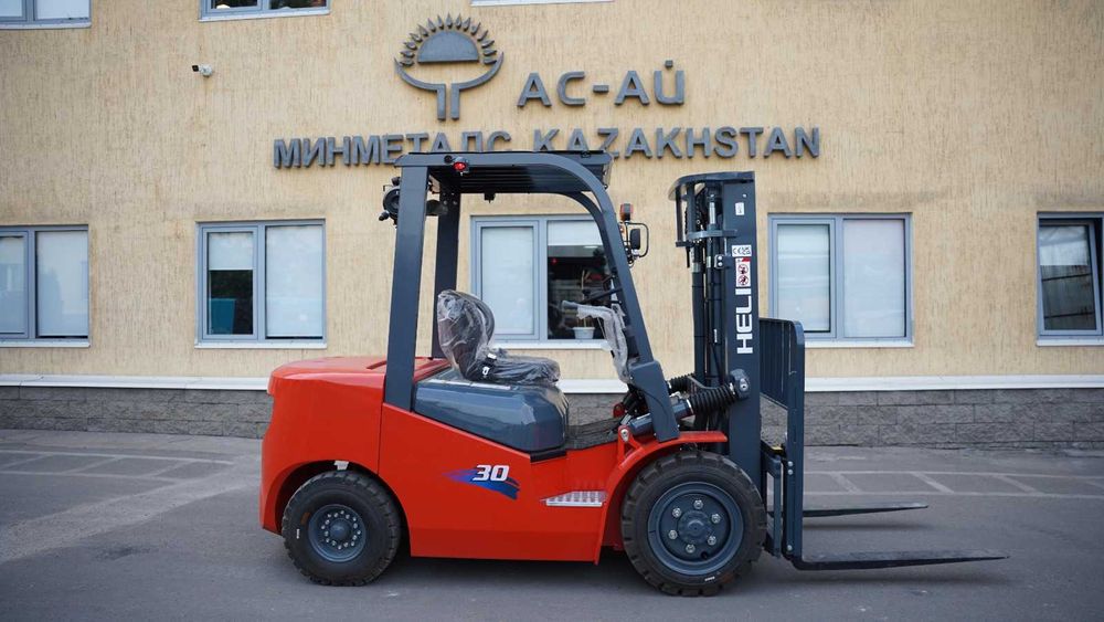 Вилочный погрузчик Heli с гарантией!