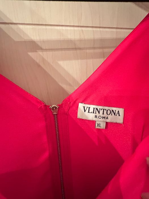 Продам платье вечернее красное