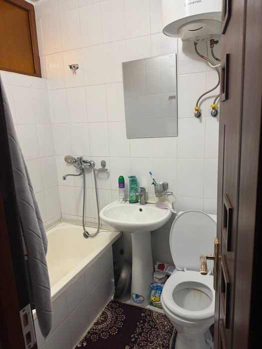 Продаётся с мебелью 1х комнатная квартира 4-этаже Адрес районе Вокзал