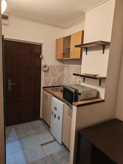 Garsonieră de închiriat