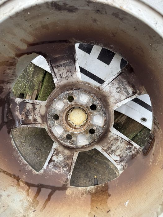 16 5х100 джанти шкода