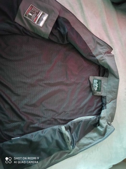 чисто нови мъжки елечета  размер ХЛ.