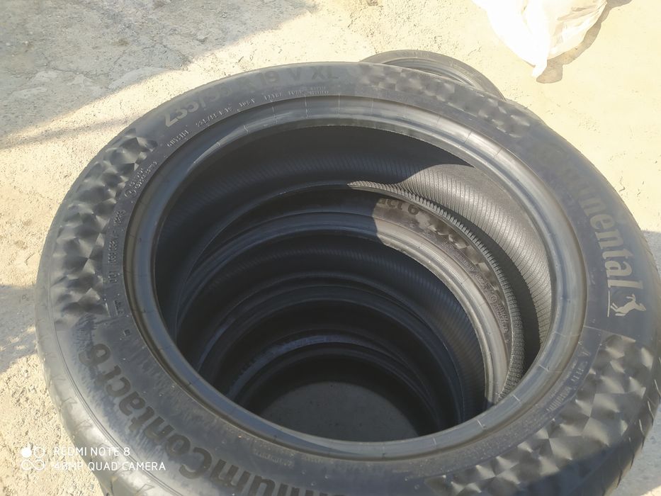 Срочно продам авто баллоны R19