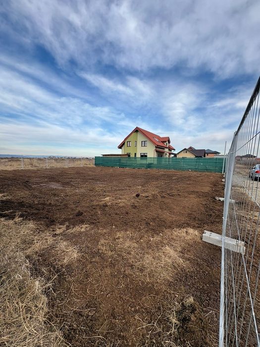 Teren 500 mp cartier raza soarelui intrare izvor