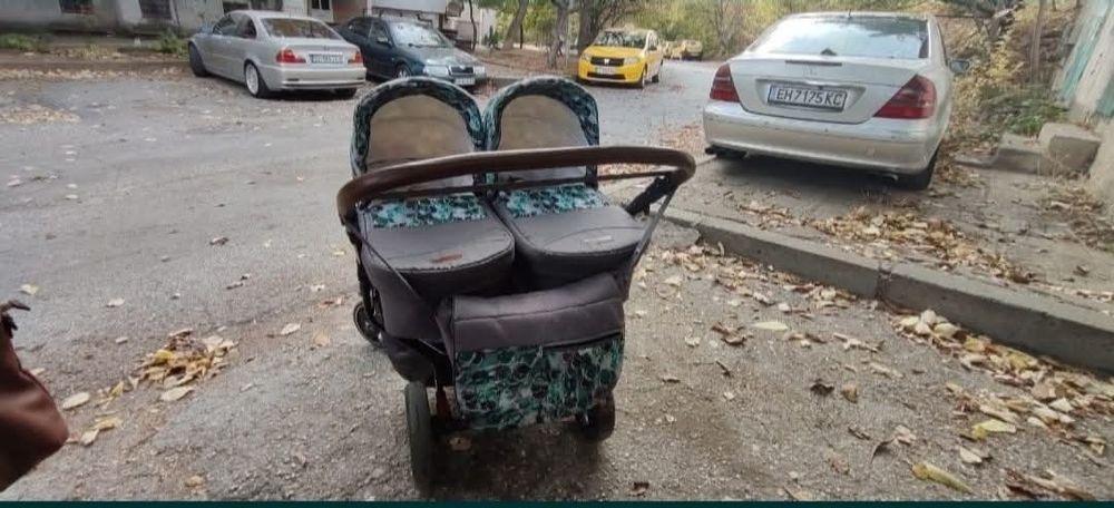 Бебешка количка Dorjan quick twin