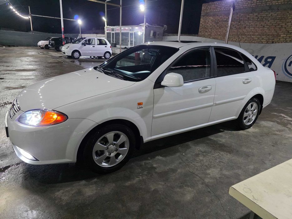 Gentra 2023 White iDeal 70.000km Probeg