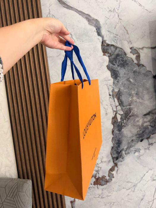 Брендовые пакеты LV