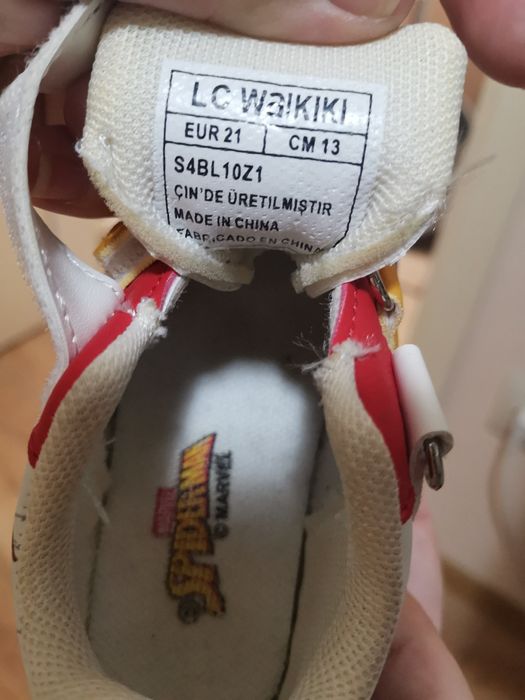 Детски обувки waikiki