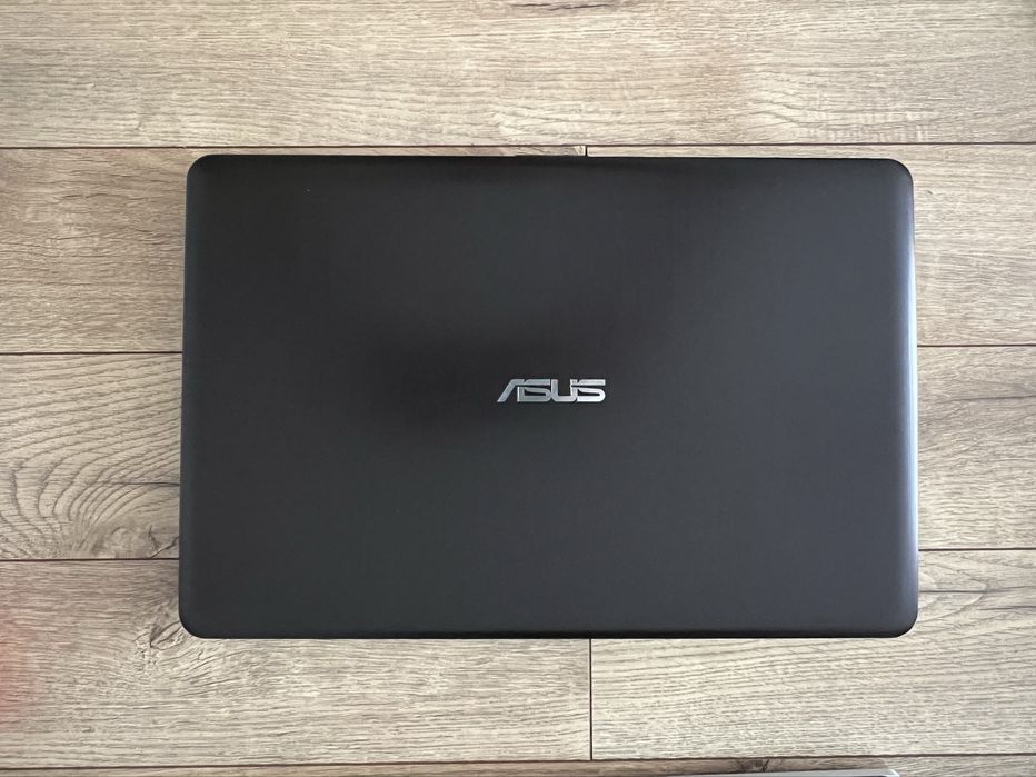 Ноутбук ASUS X541NA / 4GB / 112GB